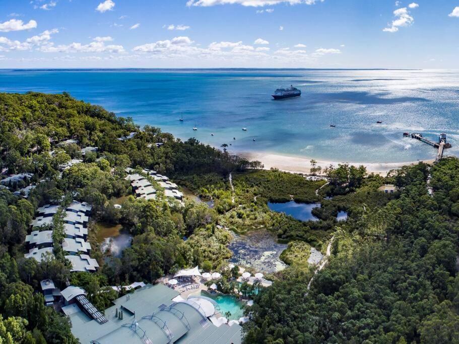 Kookaburra Villa At Kingfisher Bay Resort Exterior photo